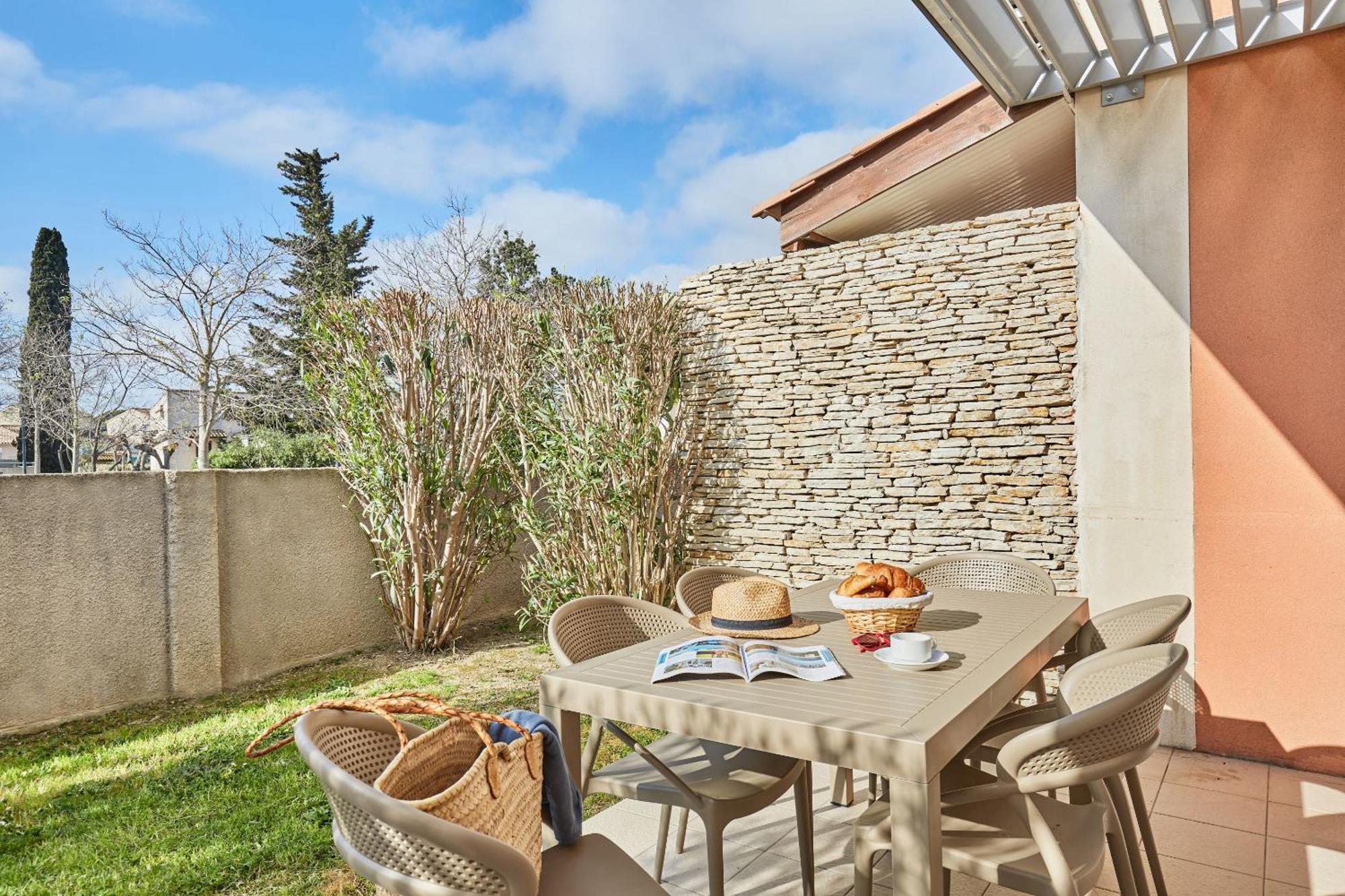 Residence Odalys Le Mas Des Flamants Aigues-Mortes Εξωτερικό φωτογραφία